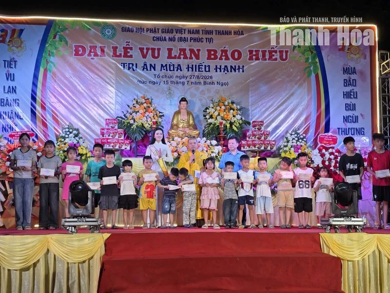 Mùa Vu Lan - Nâng niu chữ hiếu, lan tỏa lòng từ bi