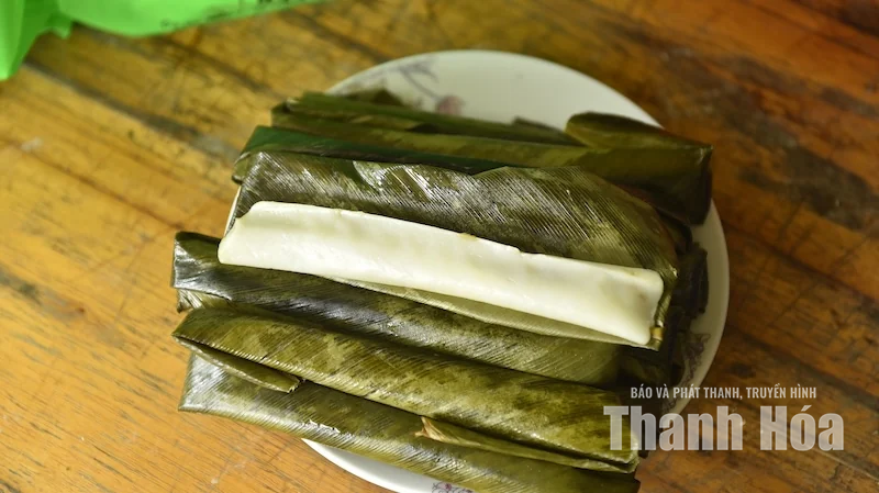 Chiếc bánh lá giữ hồn làng Cổ Tế
