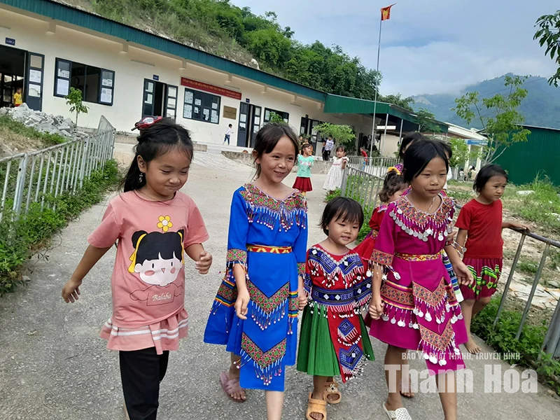 “Bừng sáng” những ngôi trường vùng cao