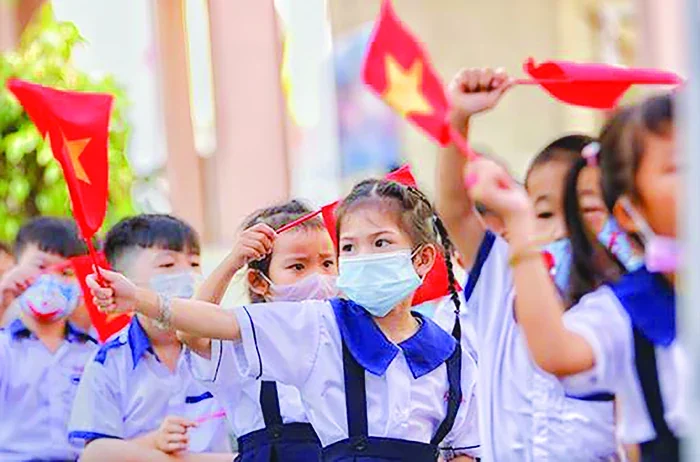 Ai mà không nhớ ngày khai trường...