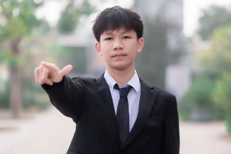 Chàng thủ khoa trường chuyên và ước mơ chinh phục tri thức