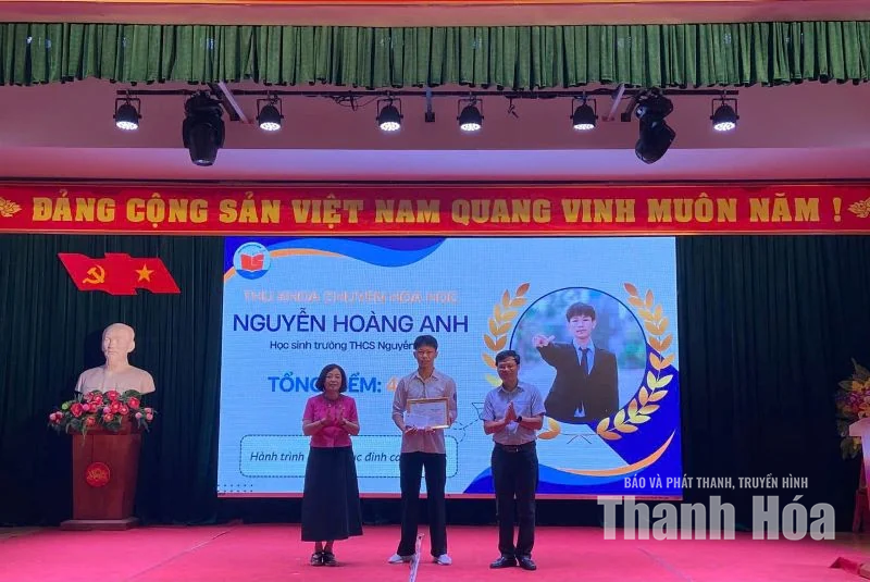 Chàng thủ khoa trường chuyên và ước mơ chinh phục tri thức