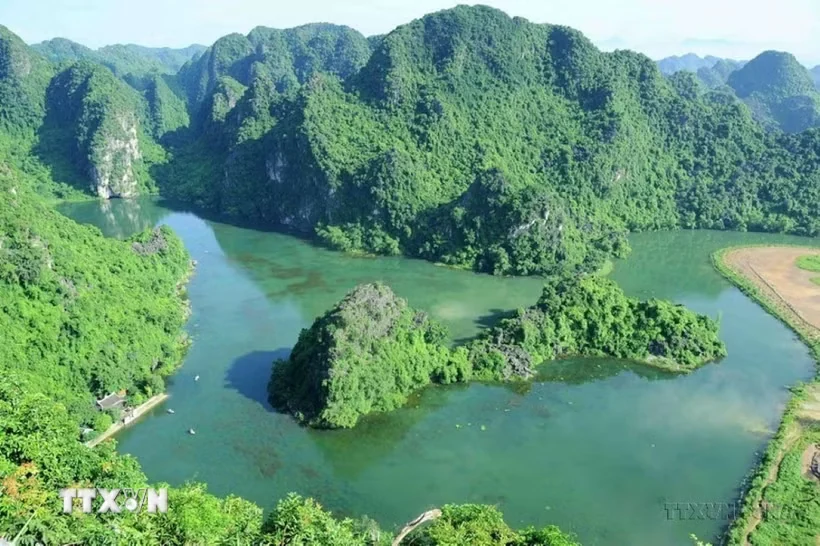 Bảo vệ lâu dài các giá trị nổi bật toàn cầu của di sản Tràng An ở Ninh Bình
