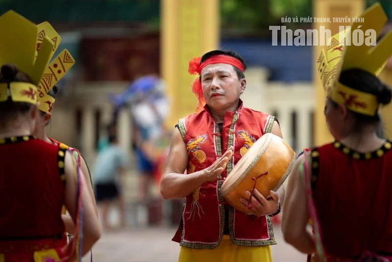 Ngày cuối tuần ở làng Quỳ Chử