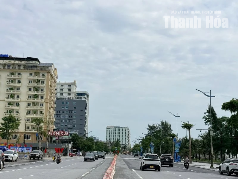 Hệ thống điện chiếu sáng, đèn tín hiệu giao thông vận hành an toàn, liên tục
