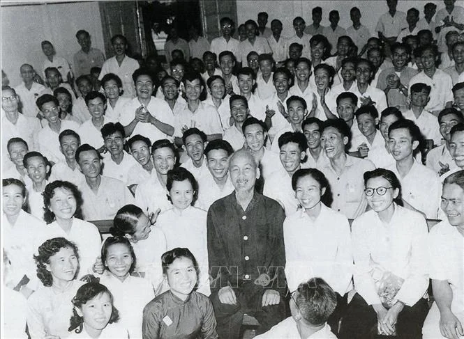 Ngày này năm xưa (8/9): Thành lập Nha Bình dân học vụ