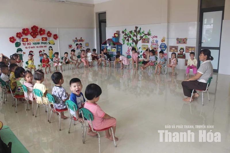 Mang nước sạch cho học sinh vùng cao biên giới