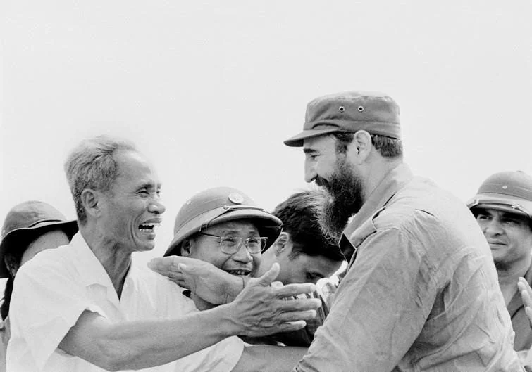 Ngày này năm xưa (15/9): Đồng chí Fidel Castro thăm vùng giải phóng miền Nam Việt Nam