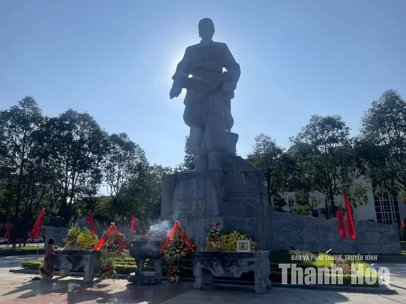 Đưa trẻ về Lam Kinh, thêm một cách tiếp cận lịch sử
