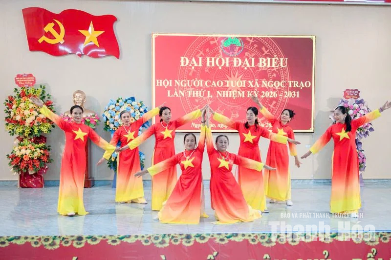 Người cao tuổi gìn giữ văn hóa quê hương