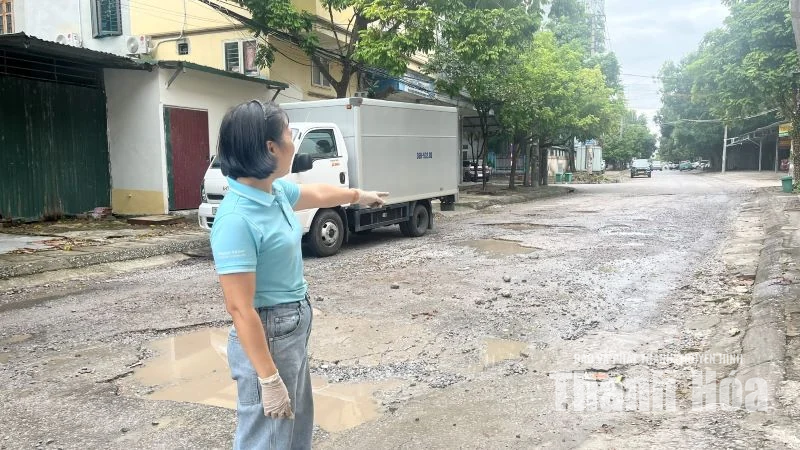 Đường Phú Thượng xuống cấp, ảnh hưởng đến đời sống người dân