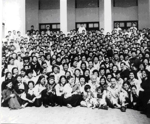 Ngày này năm xưa (8/10): Bác Hồ căn dặn đào tạo, bồi dưỡng cán bộ miền núi