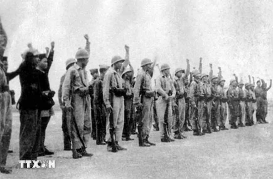 Ngày này năm xưa (19/10): Bác Hồ ca ngợi “Phụ nữ Việt Nam ta thật là anh hùng”