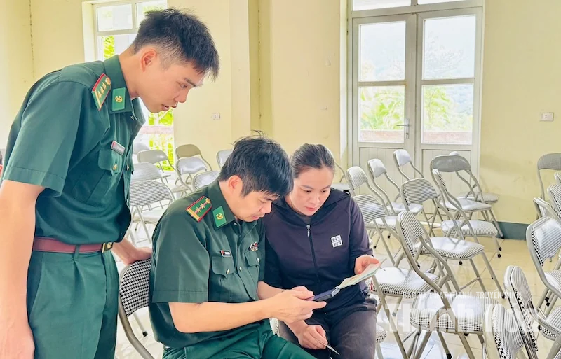 Mường Lát gỡ “điểm nghẽn” chuyển đổi số từ mỗi mái nhà vùng biên