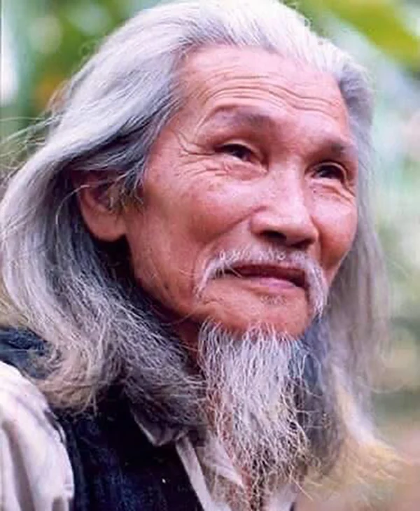 Nhớ mãi thi nhân chở đá xây đời