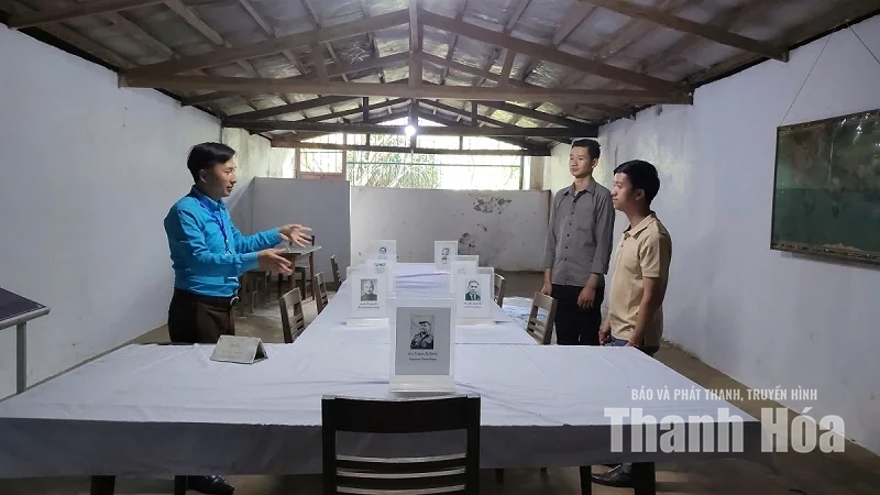 Thủ đô kháng chiến trên đất bạn Lào