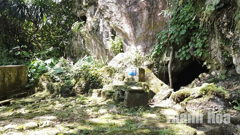 Thủ đô kháng chiến trên đất bạn Lào