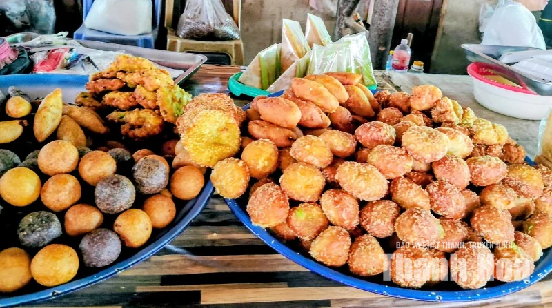 Độc đáo sản vật chợ Sầm Nưa