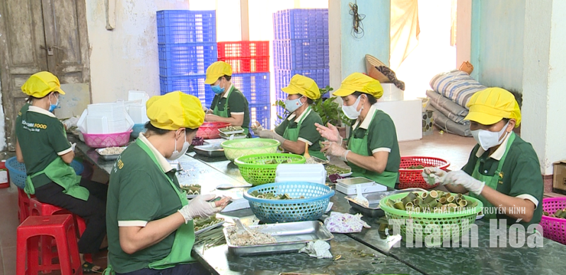 Xây dựng thương hiệu cho sản phẩm chả ốc nhồi ống lam Đồng Xanh