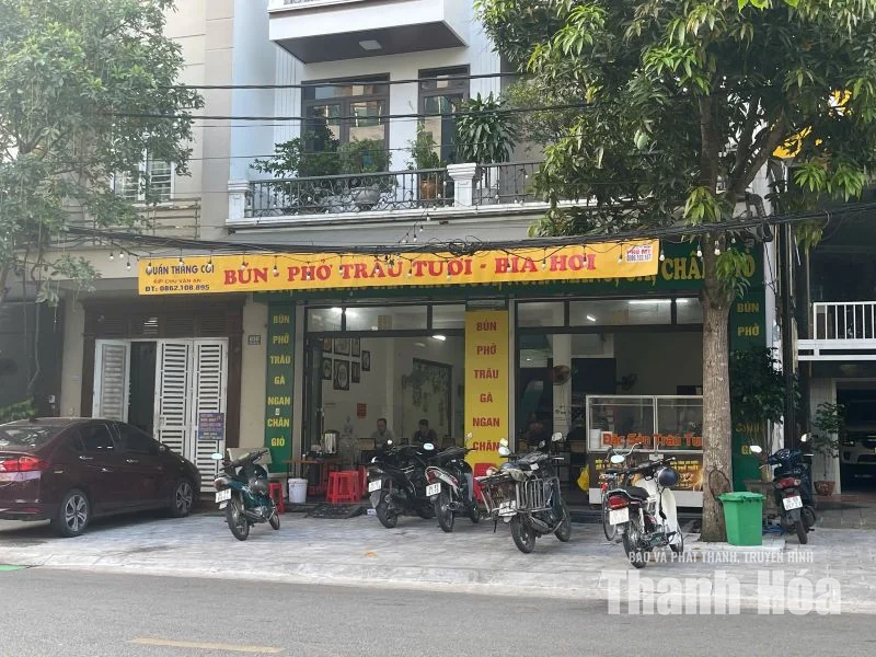 Phố thơm mùi phở