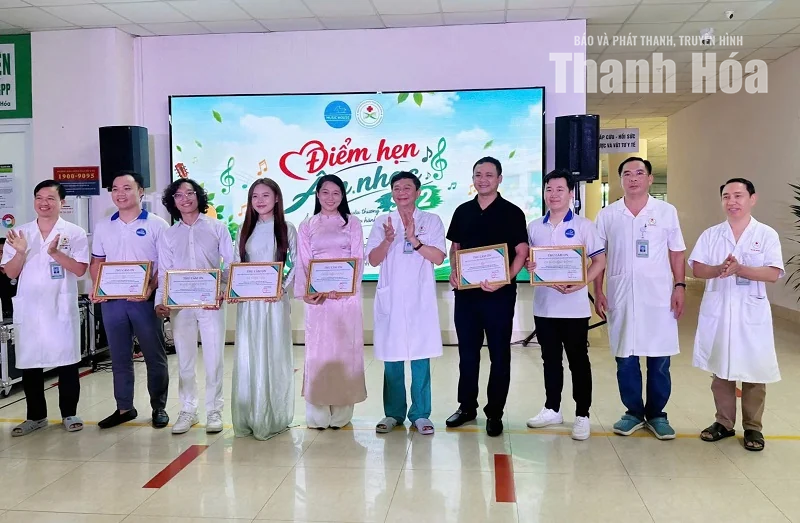 Điểm hẹn âm nhạc - Thắp sáng hy vọng cho bệnh nhân ung thư