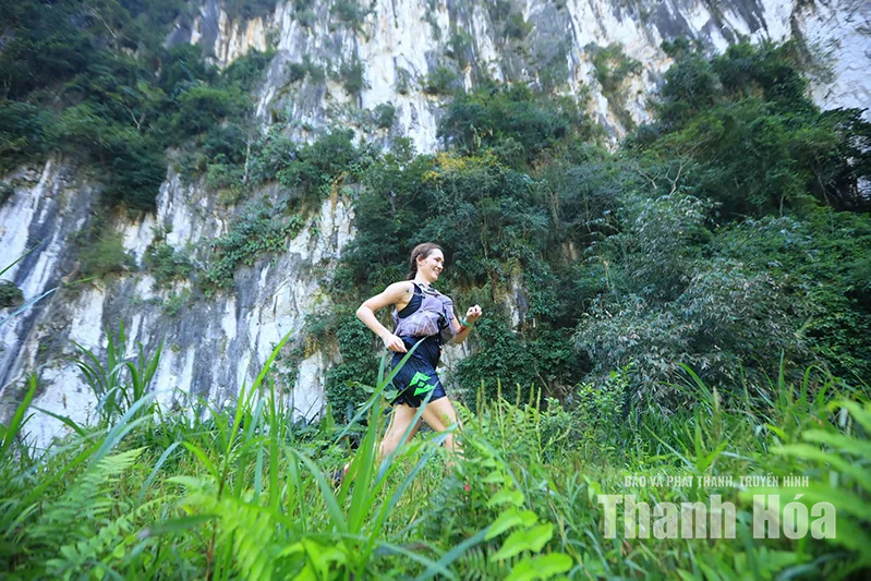 Vượt giới hạn, chạm vẻ đẹp đại ngàn Pù Luông qua giải chạy băng rừng