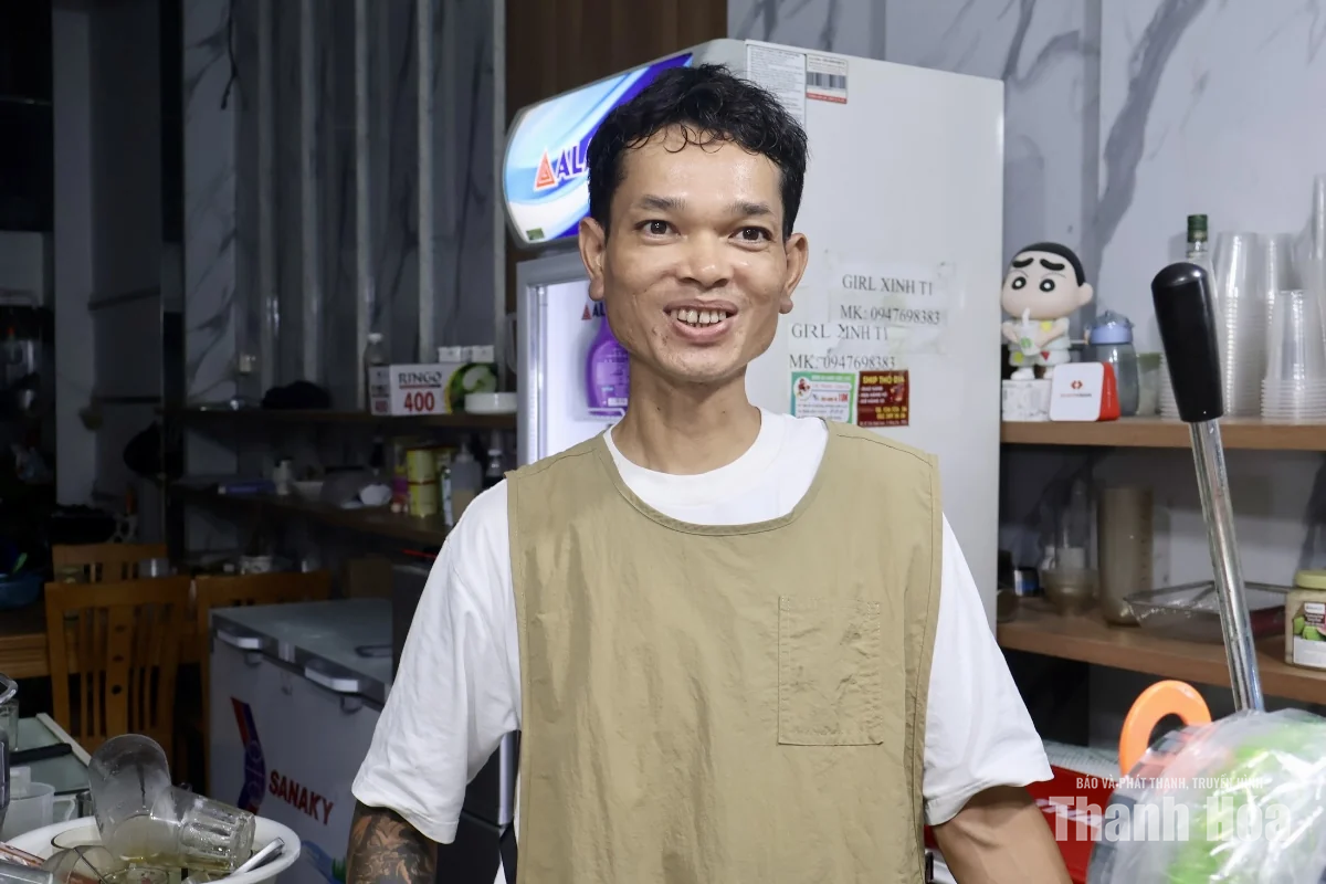 Biển hiệu AI: Đằng sau những hình ảnh bắt mắt
