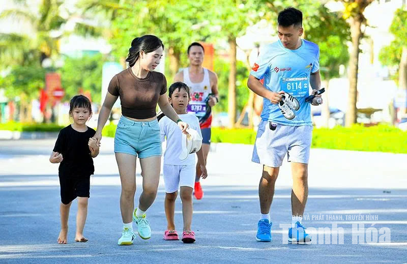 Tăng cường sức khỏe, gắn kết yêu thương