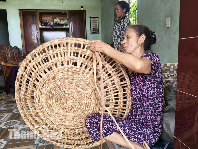Từ nghị quyết của chi bộ đến sinh kế của người dân