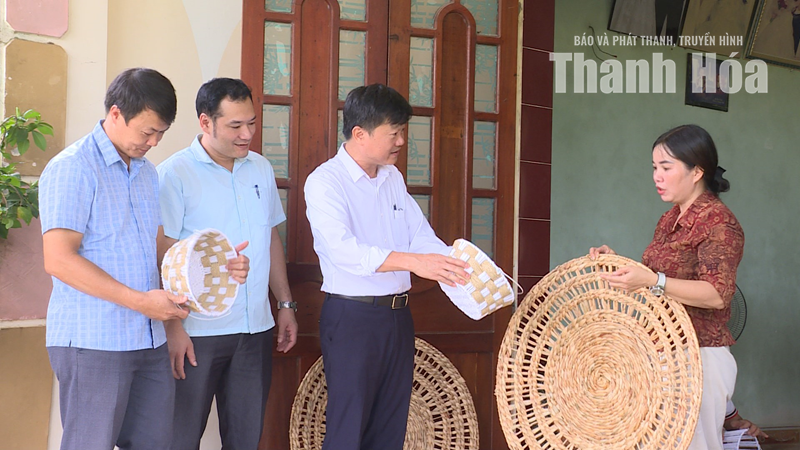 Từ nghị quyết của chi bộ đến sinh kế của người dân