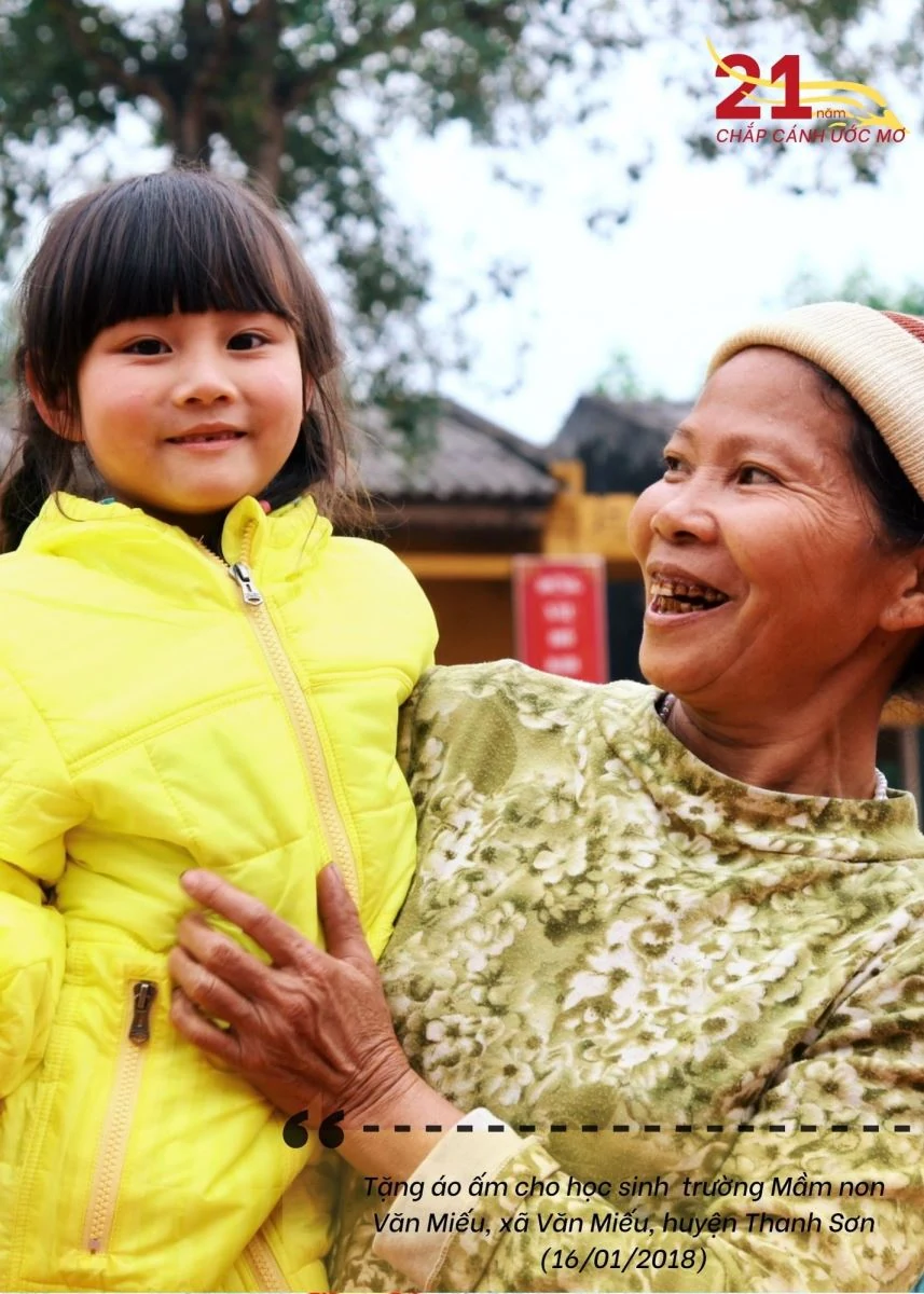 21 năm chắp cánh ước mơ