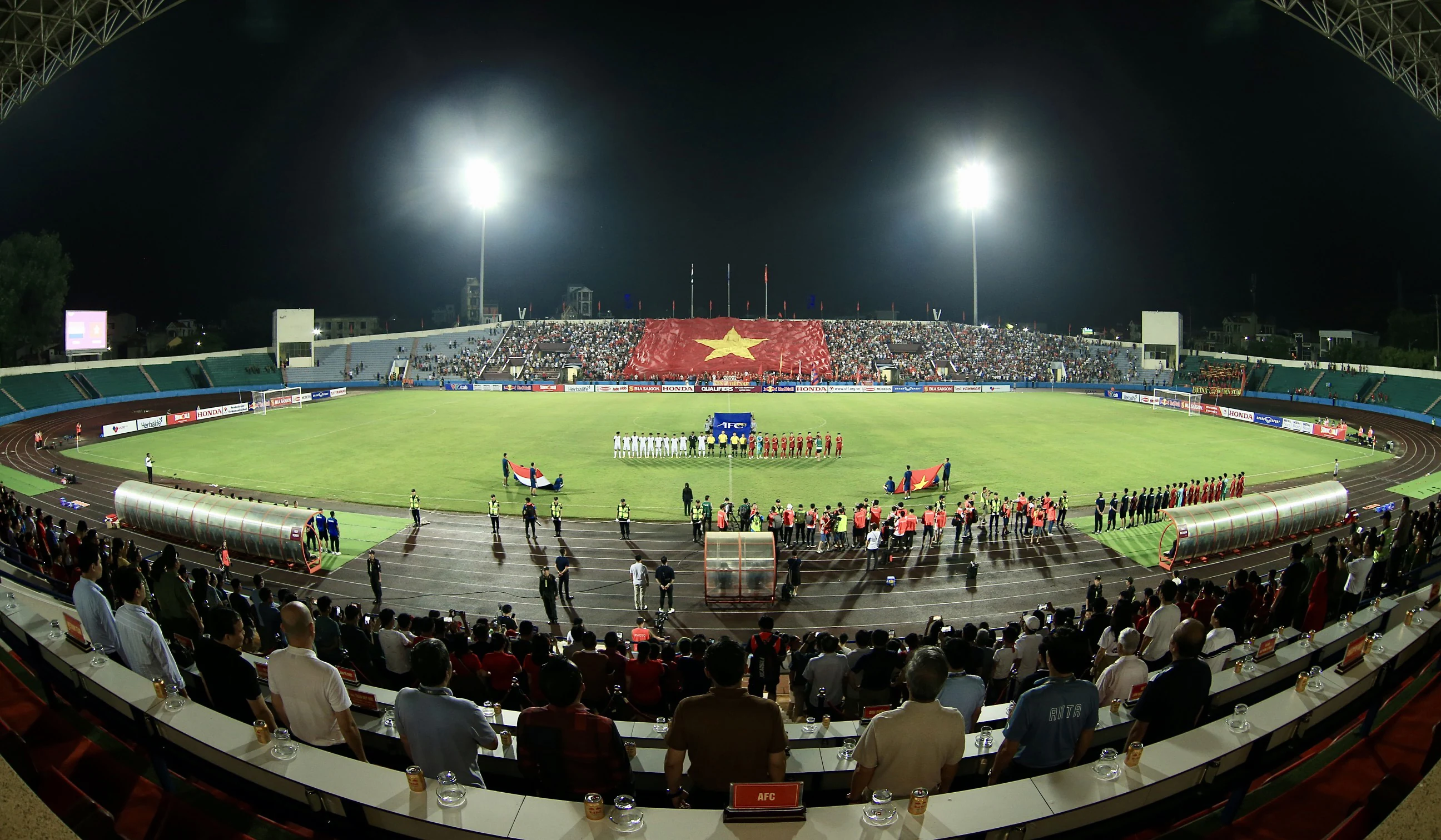 Những hình ảnh đẹp tại Bảng C - Vòng loại Giải Bóng đá U23 Châu Á