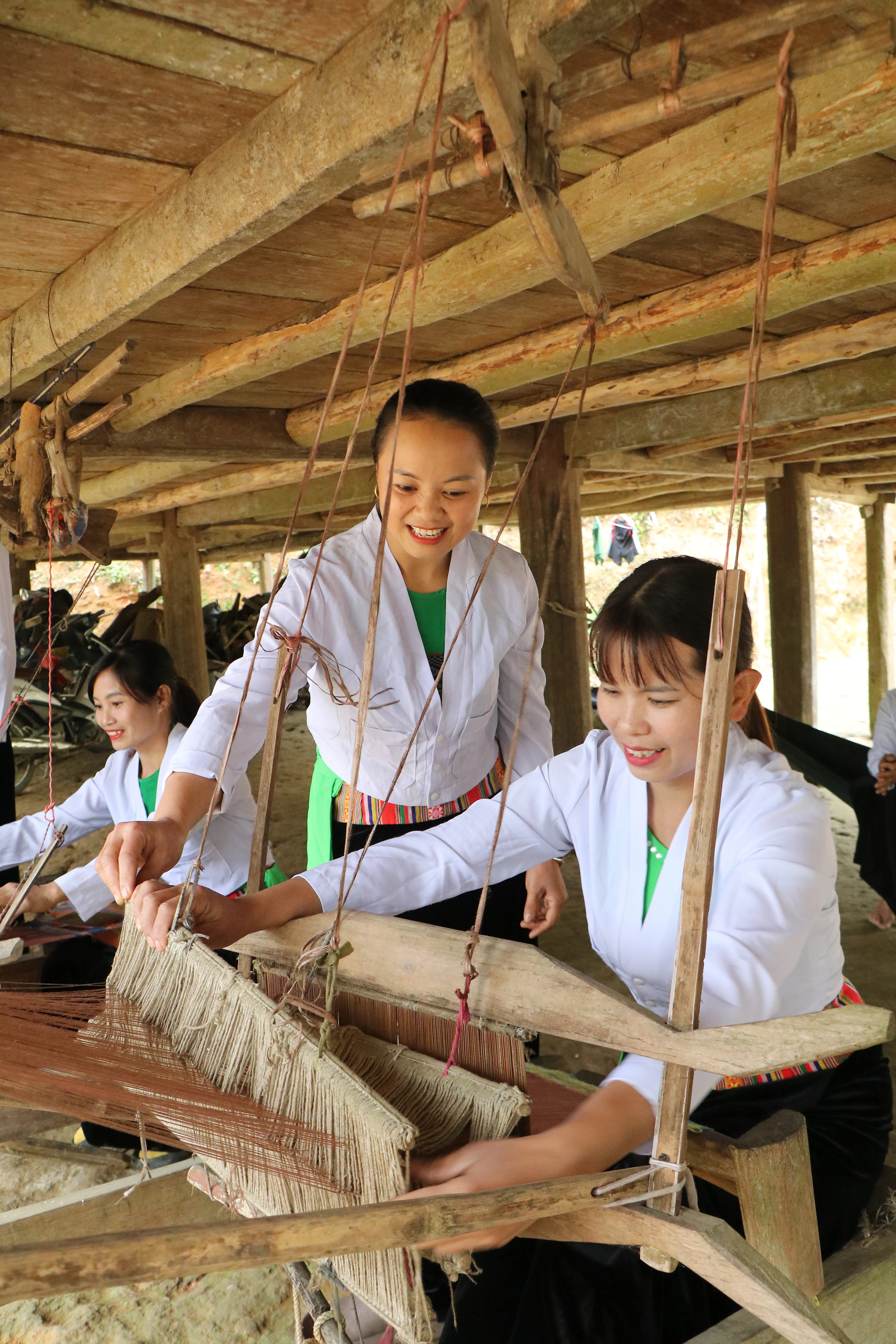 Sắc màu văn hóa Mường