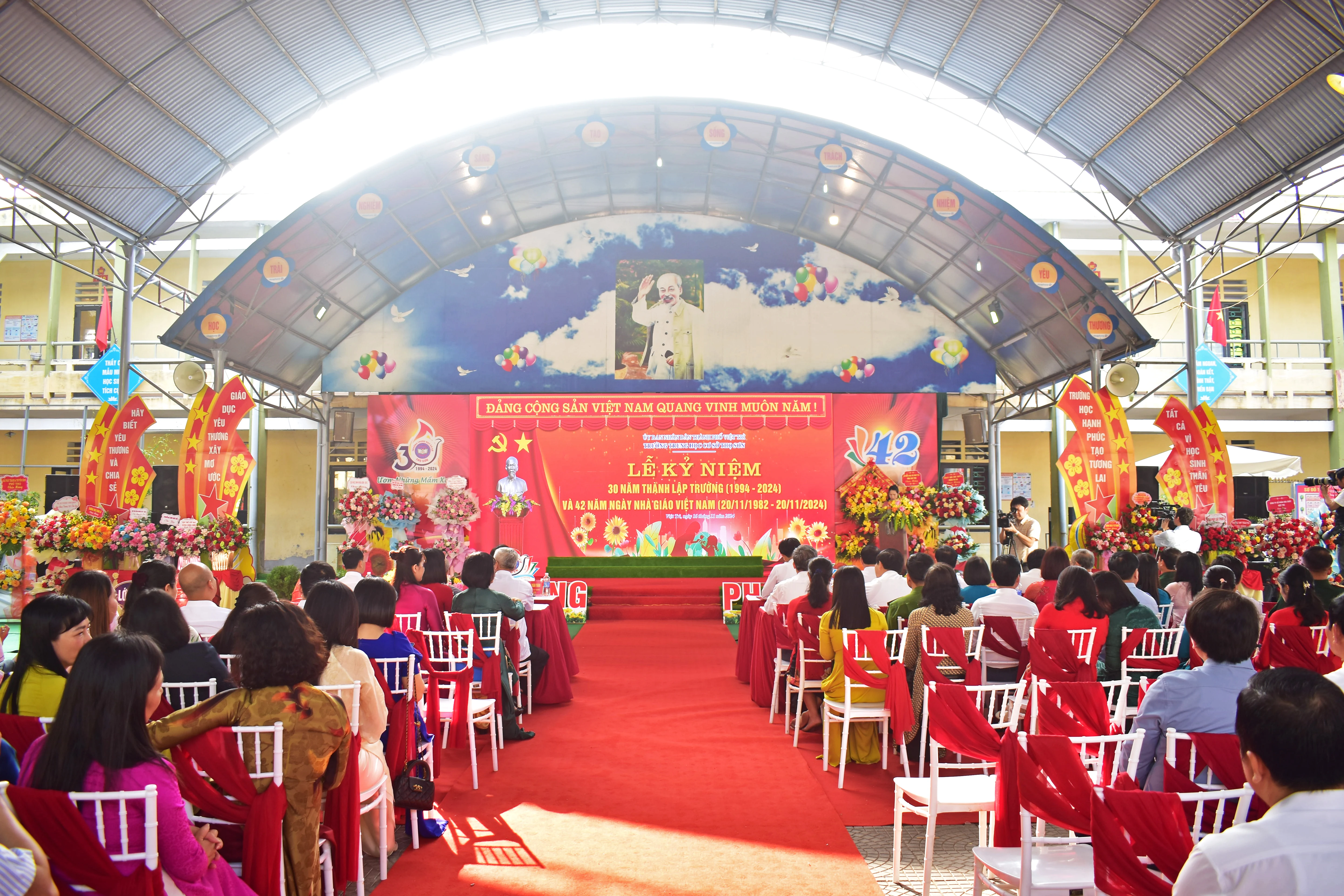 Trường THCS Thọ Sơn kỷ niệm 30 năm thành lập và đón nhận Bằng khen của Bộ trưởng Bộ GD&ĐT