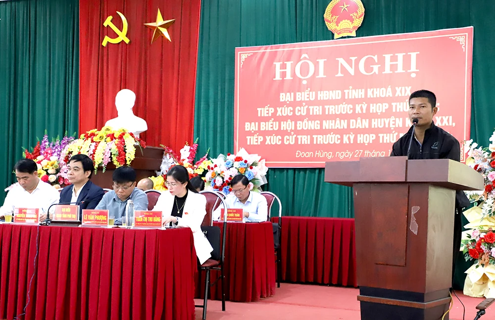 Đại biểu HĐND tỉnh tiếp xúc cử tri tại huyện Đoan Hùng