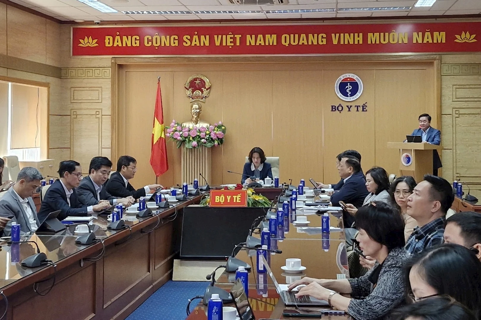 Lo ngại dịch bệnh sởi bùng phát ở nhiều địa phương