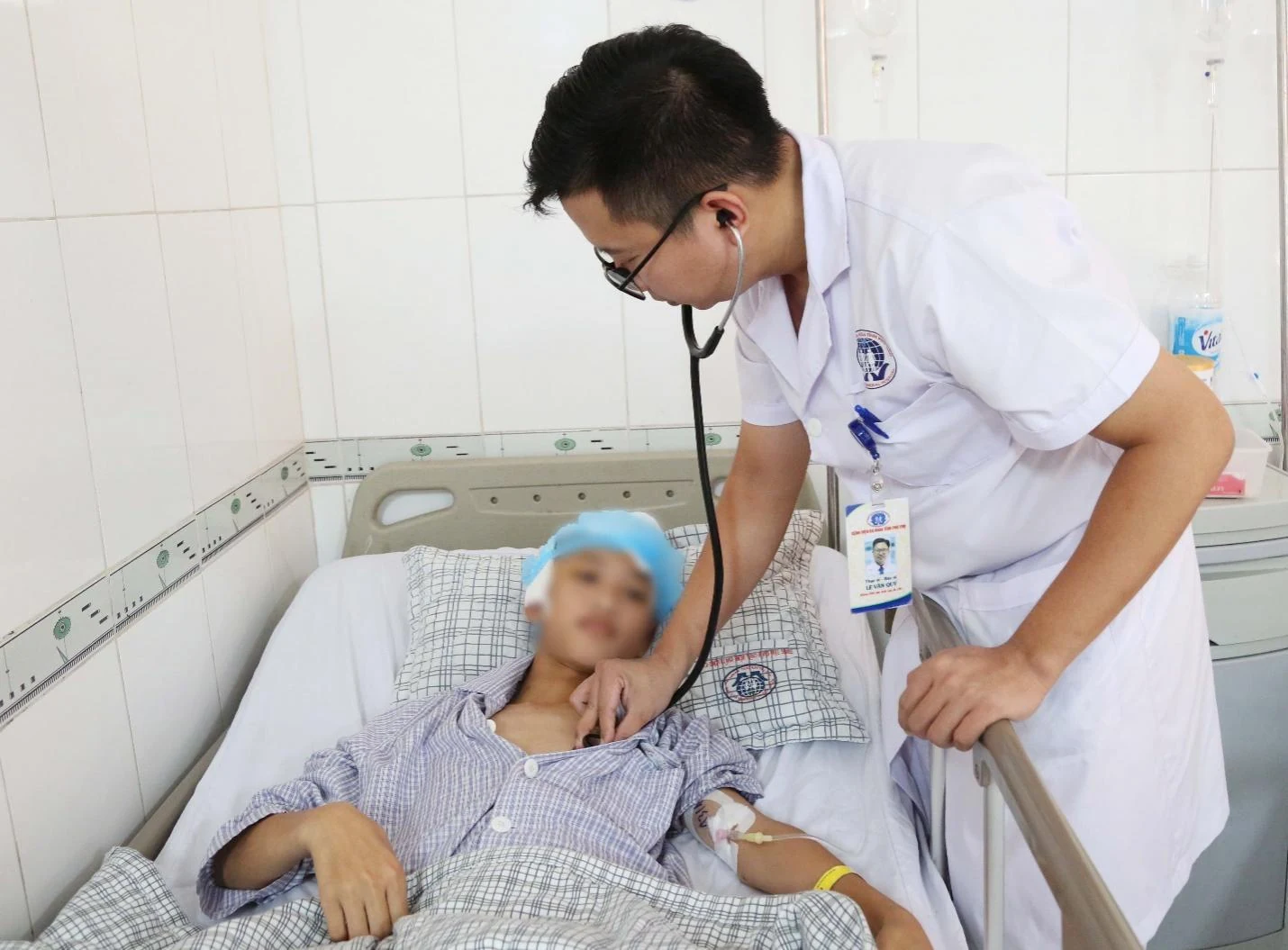 Kỹ thuật hạ thân nhiệt chỉ huy đã giúp bé trai 16 tuổi thoát khỏi cửa tử