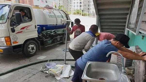 Hút hầm cầu Đà Nẵng uy tín & chuyên nghiệp - vệ sinh nhanh 24/7