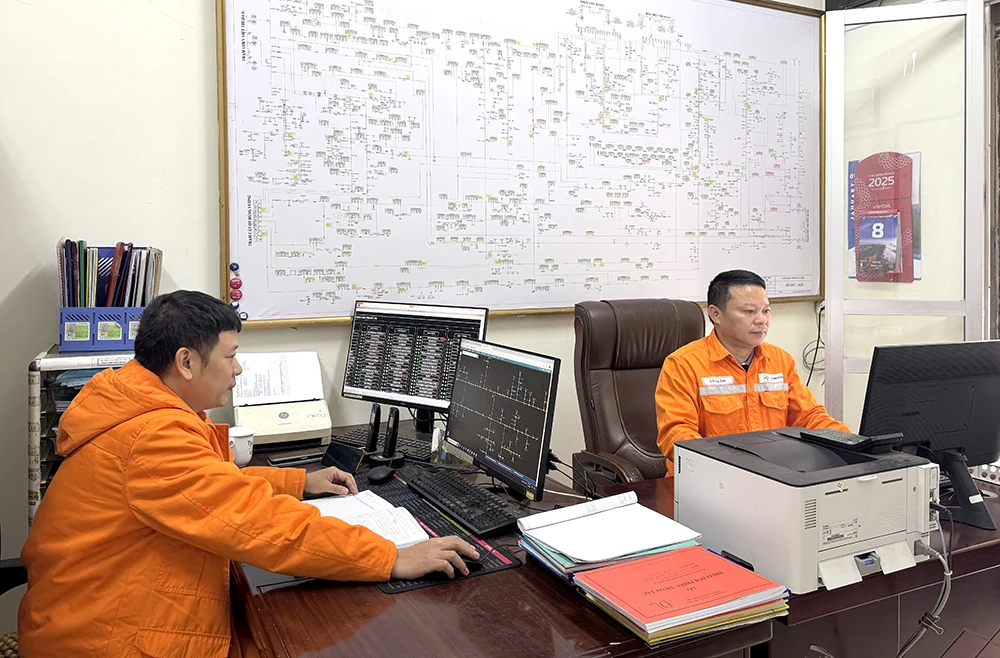 Tết của người thợ điện