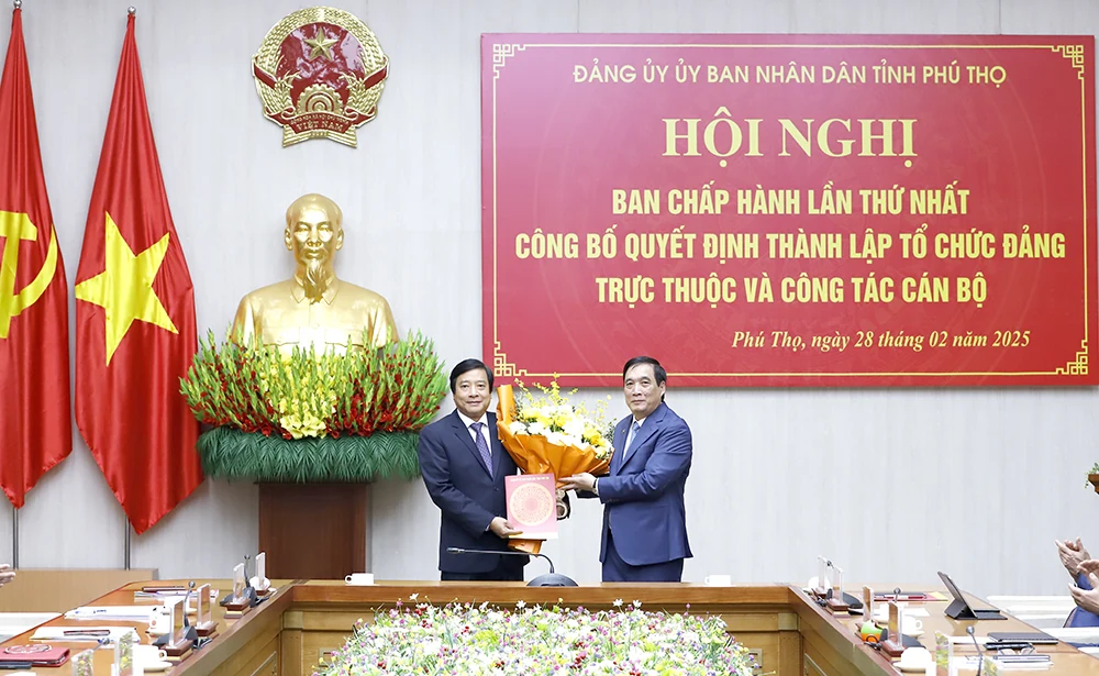 Đảng ủy UBND tỉnh tổ chức hội nghị BCH lần thứ nhất