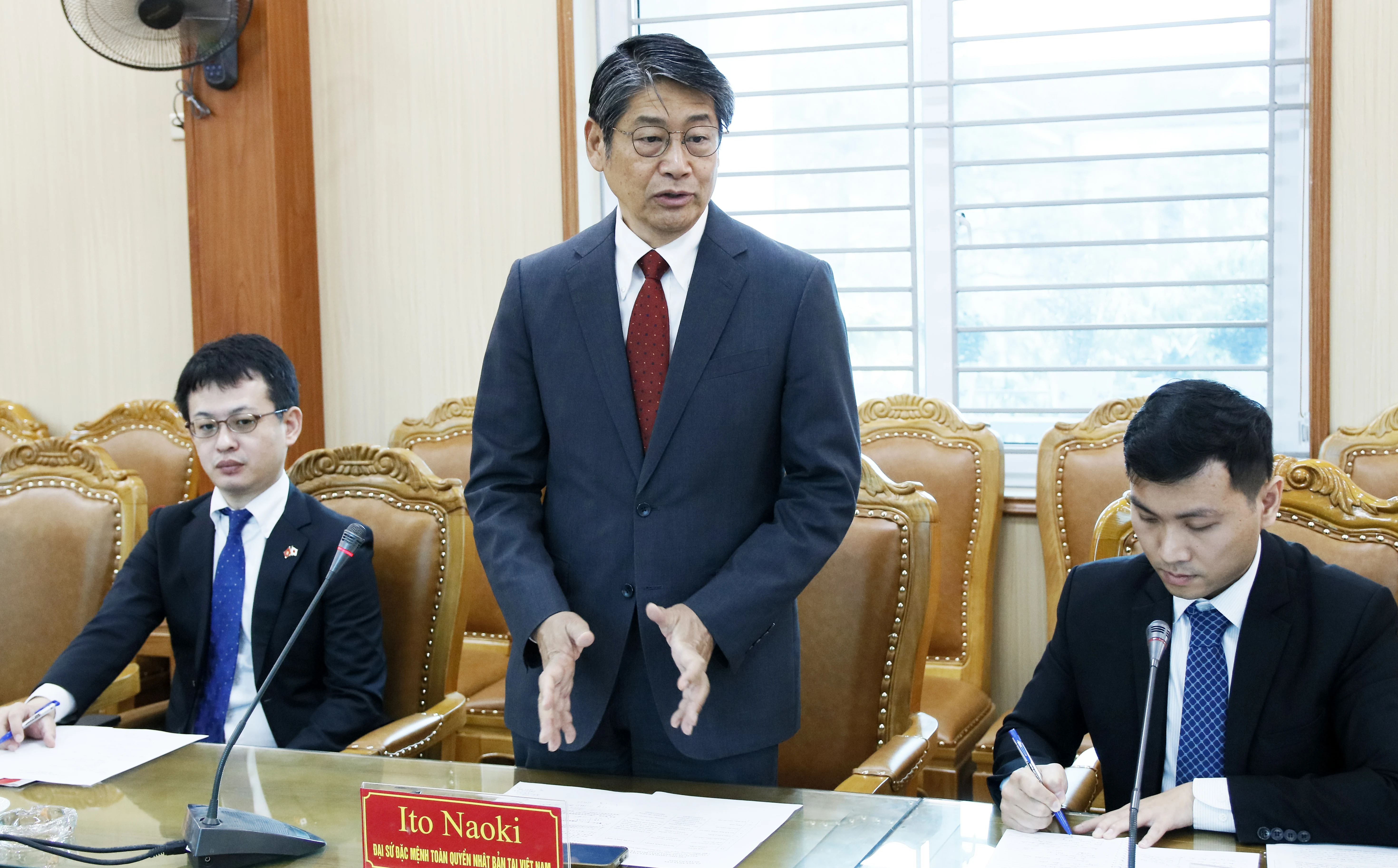 Ký kết viện trợ thực hiện “Dự án xây dựng Trường Tiểu học Hiền Lương, huyện Hạ Hòa”