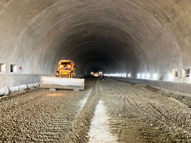 ‘Mục tiêu hoàn thành 3.000km đường bộ cao tốc năm 2025 là không thay đổi’