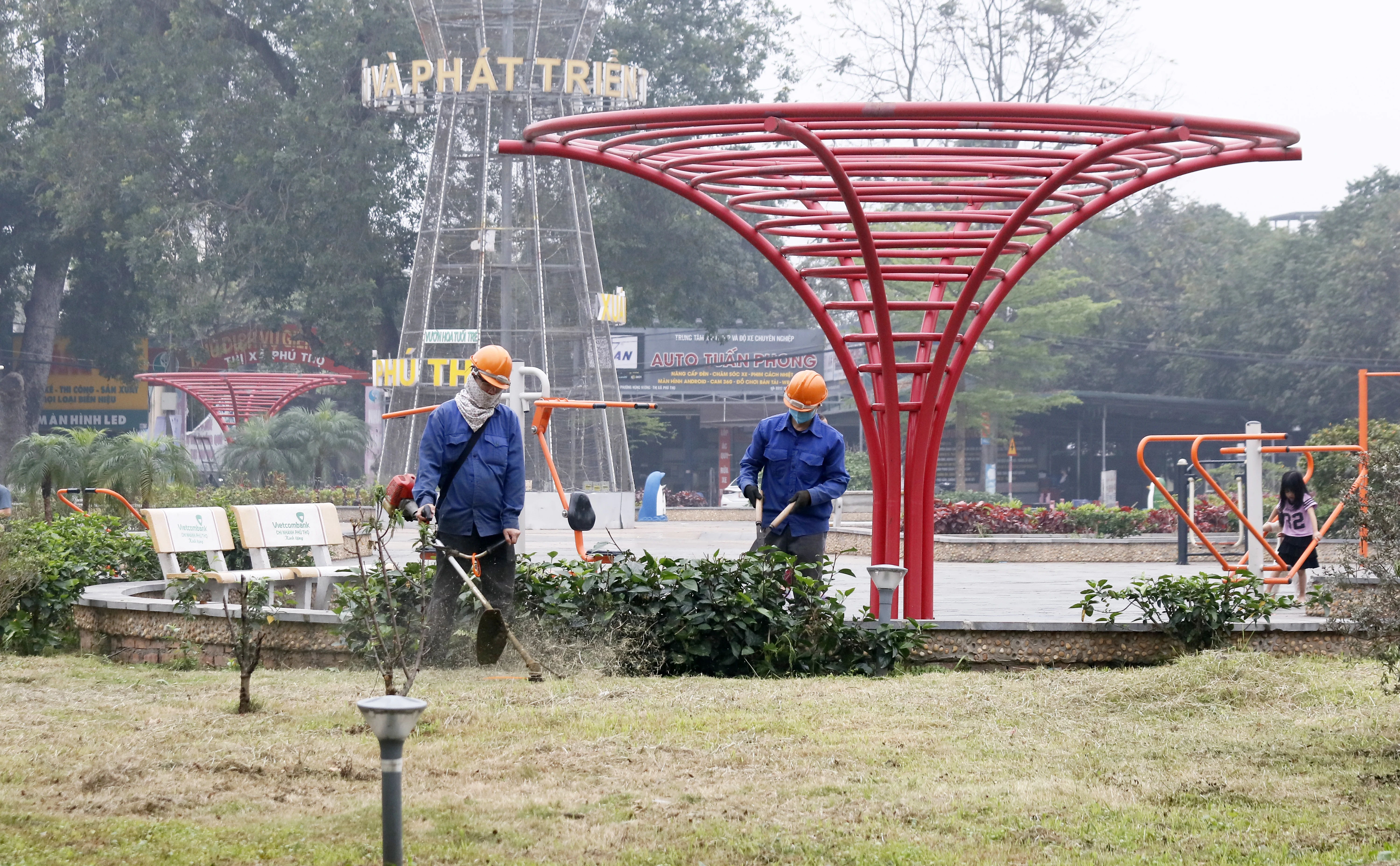 Nỗ lực xây dựng thị xã Phú Thọ sáng - xanh - sạch - đẹp