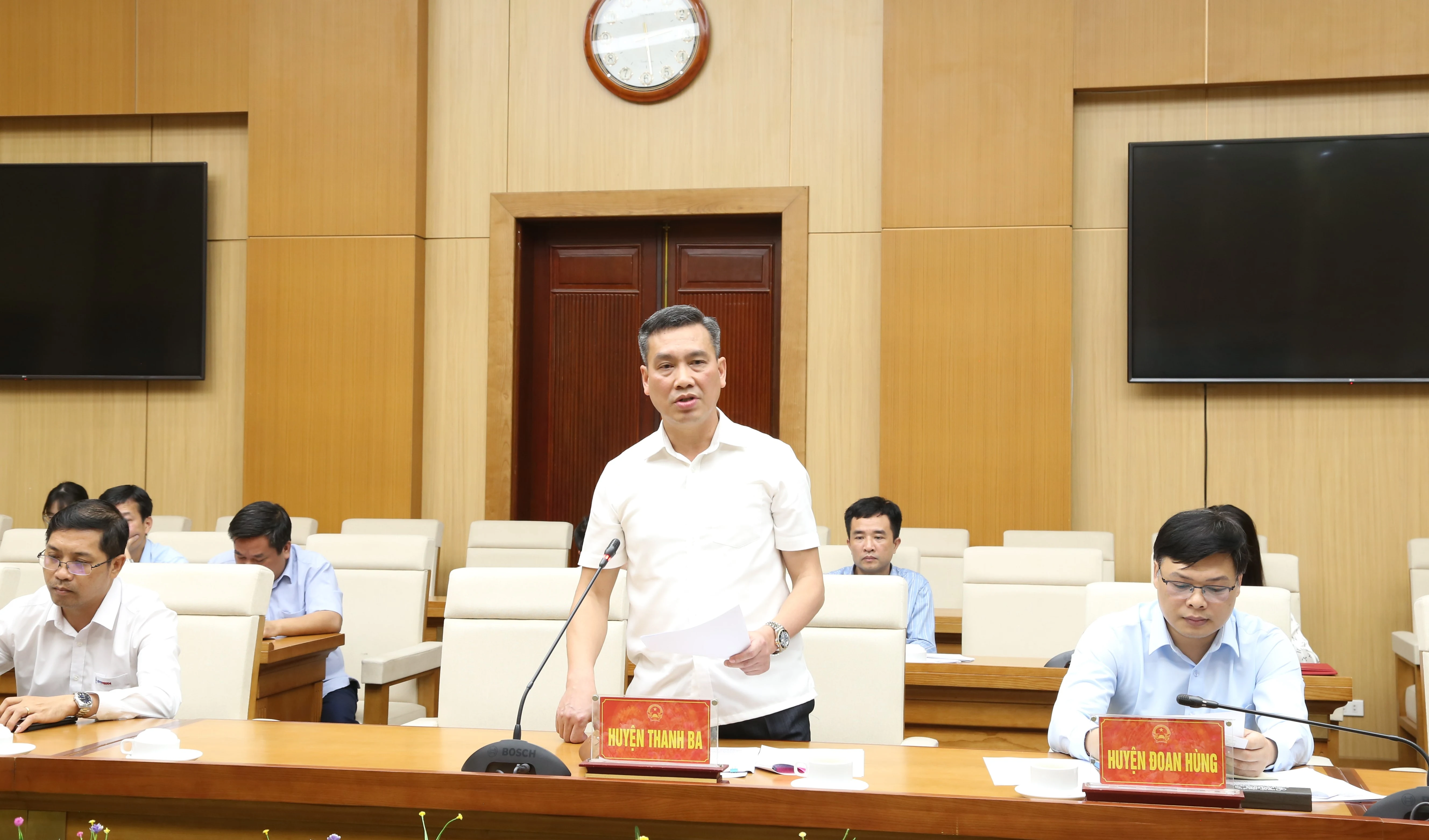 Đẩy nhanh tiến độ công tác giải phóng mặt bằng Dự án Đường dây 500 kV Lào Cai - Vĩnh Yên