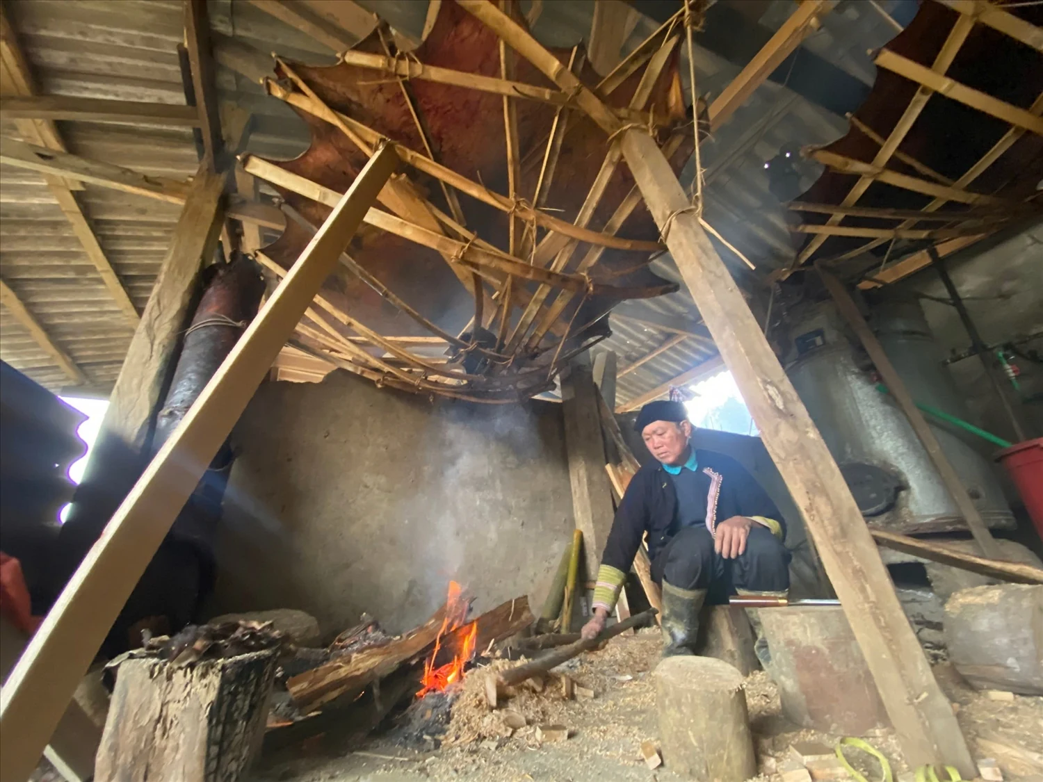 Ngân vang tiếng trống nêm của đồng bào Dao đỏ