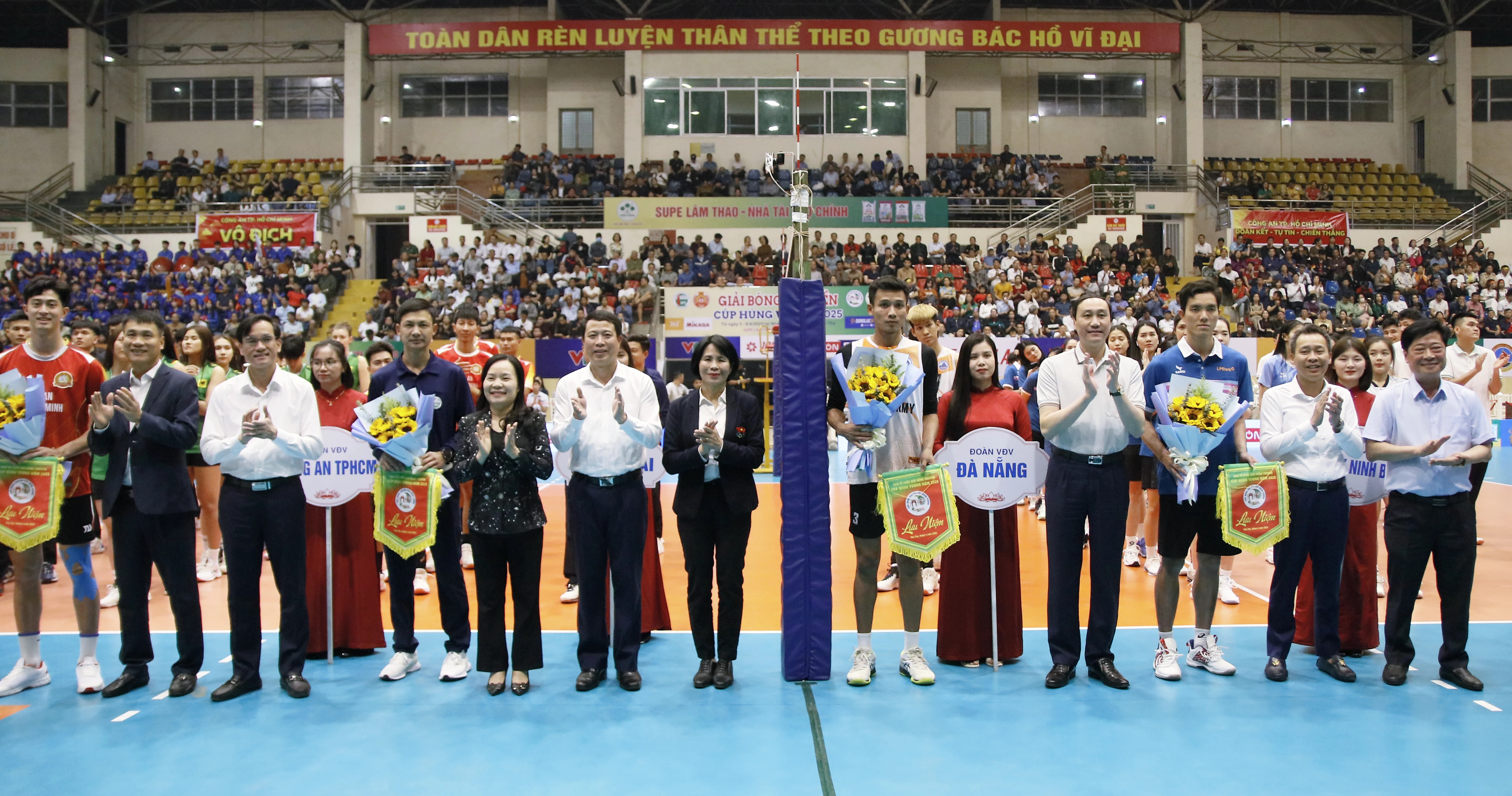 Khai mạc Giải Bóng chuyền Cúp Hùng Vương năm 2025