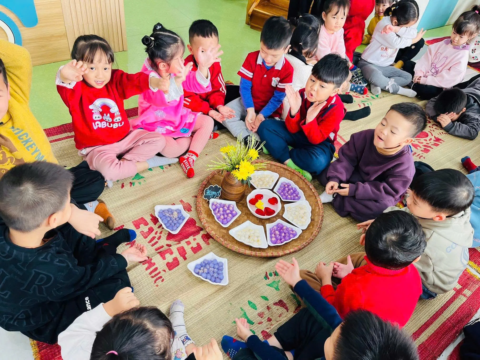 Nhiều hoạt động ý nghĩa cho trẻ dịp Giỗ Tổ Hùng Vương