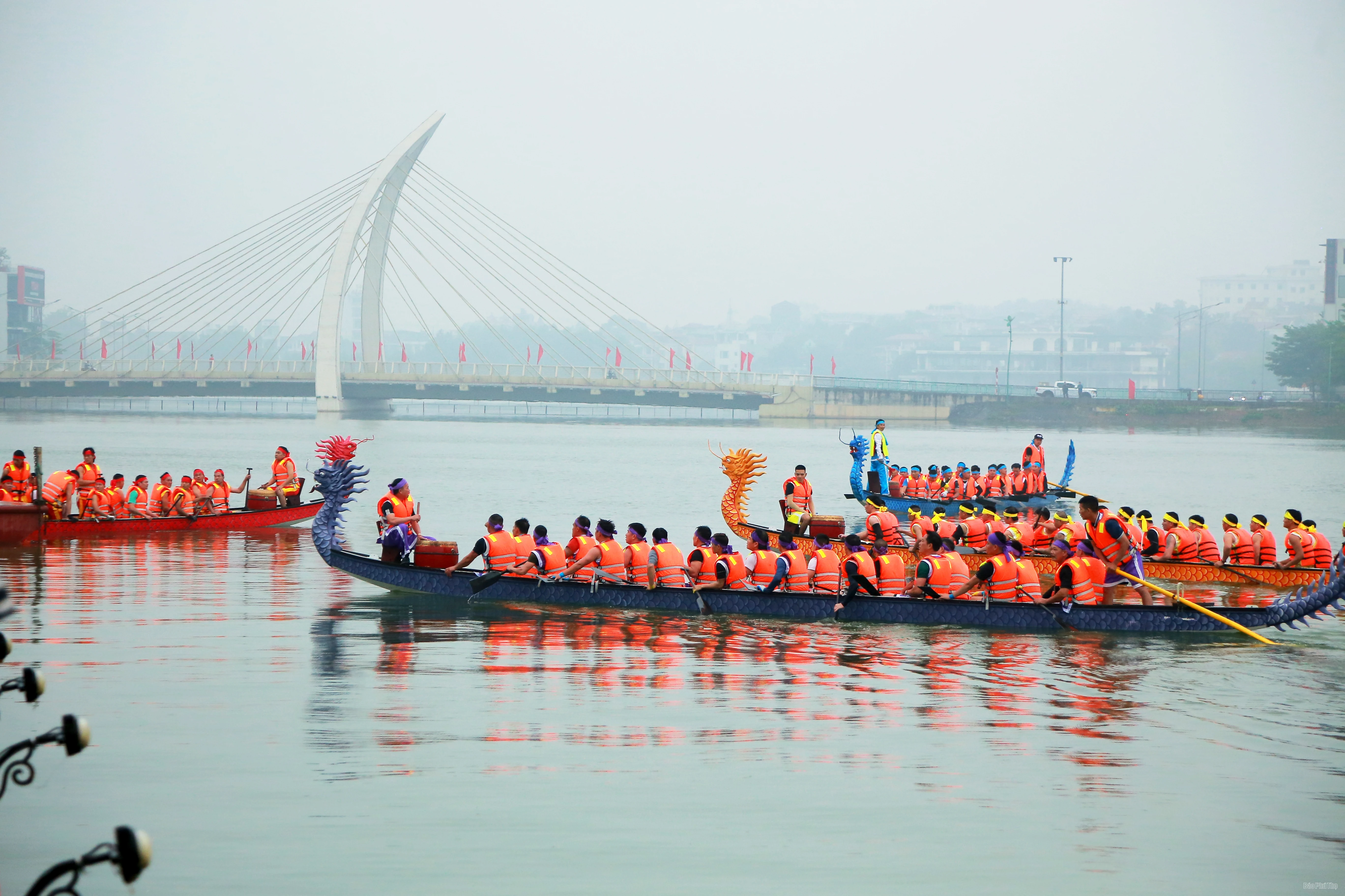 Bạch Hạc vô địch giải Bơi chải thành phố Việt Trì mở rộng
