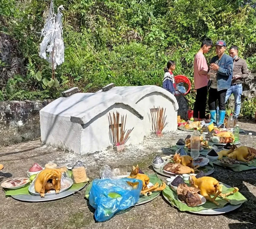 Thanh minh trong tiết tháng Ba