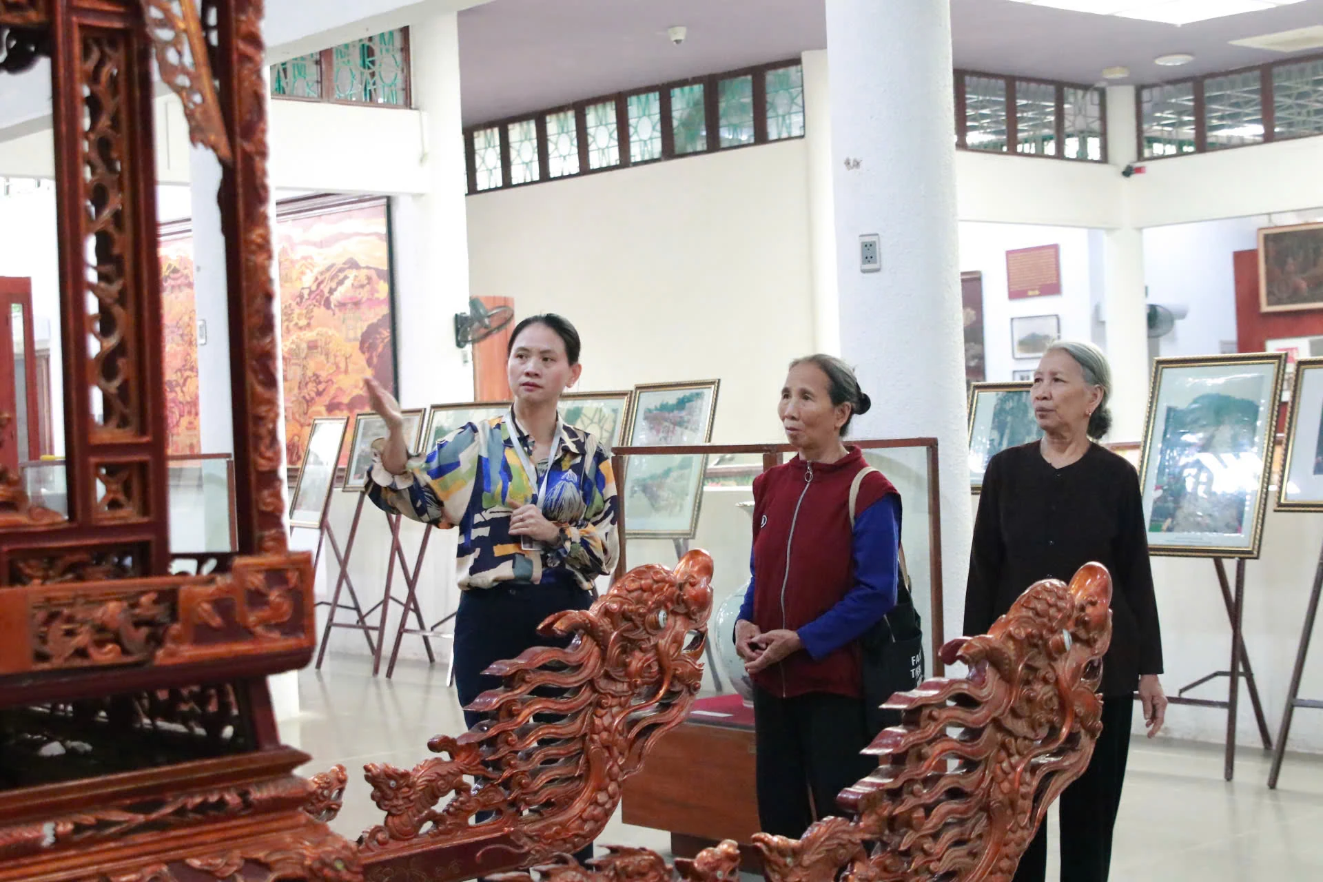 Trưng bày nhiều hiện vật, tư liệu Chuyên đề Tín ngưỡng thờ cúng Hùng Vương ở Phú Thọ